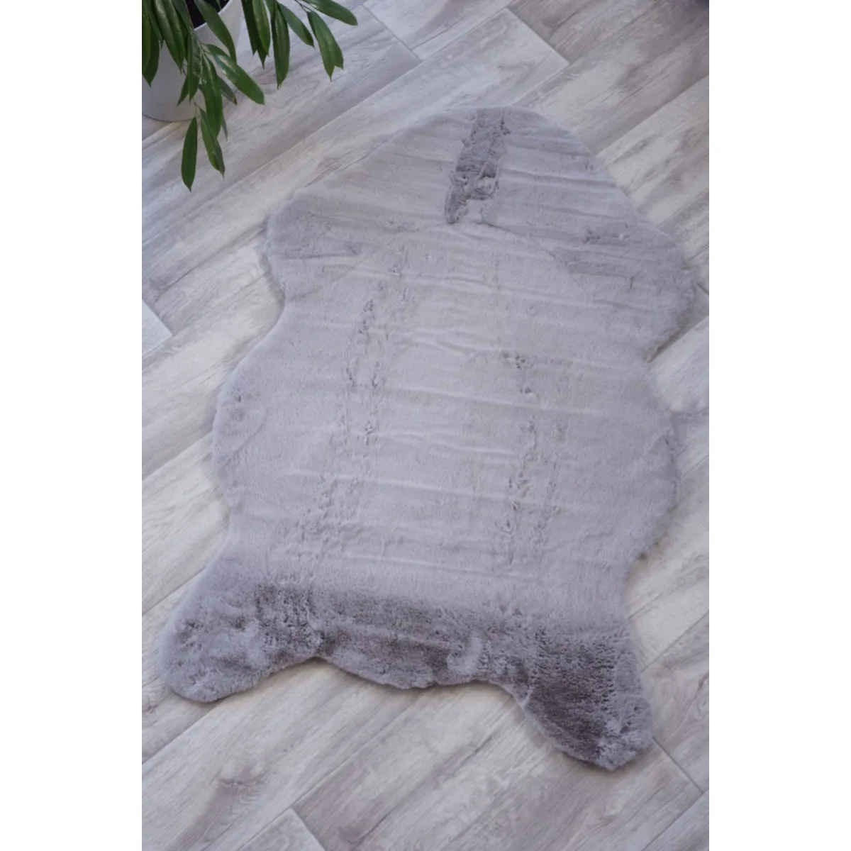 Килимок Estera cowhide 1×1,5 м L.Grey