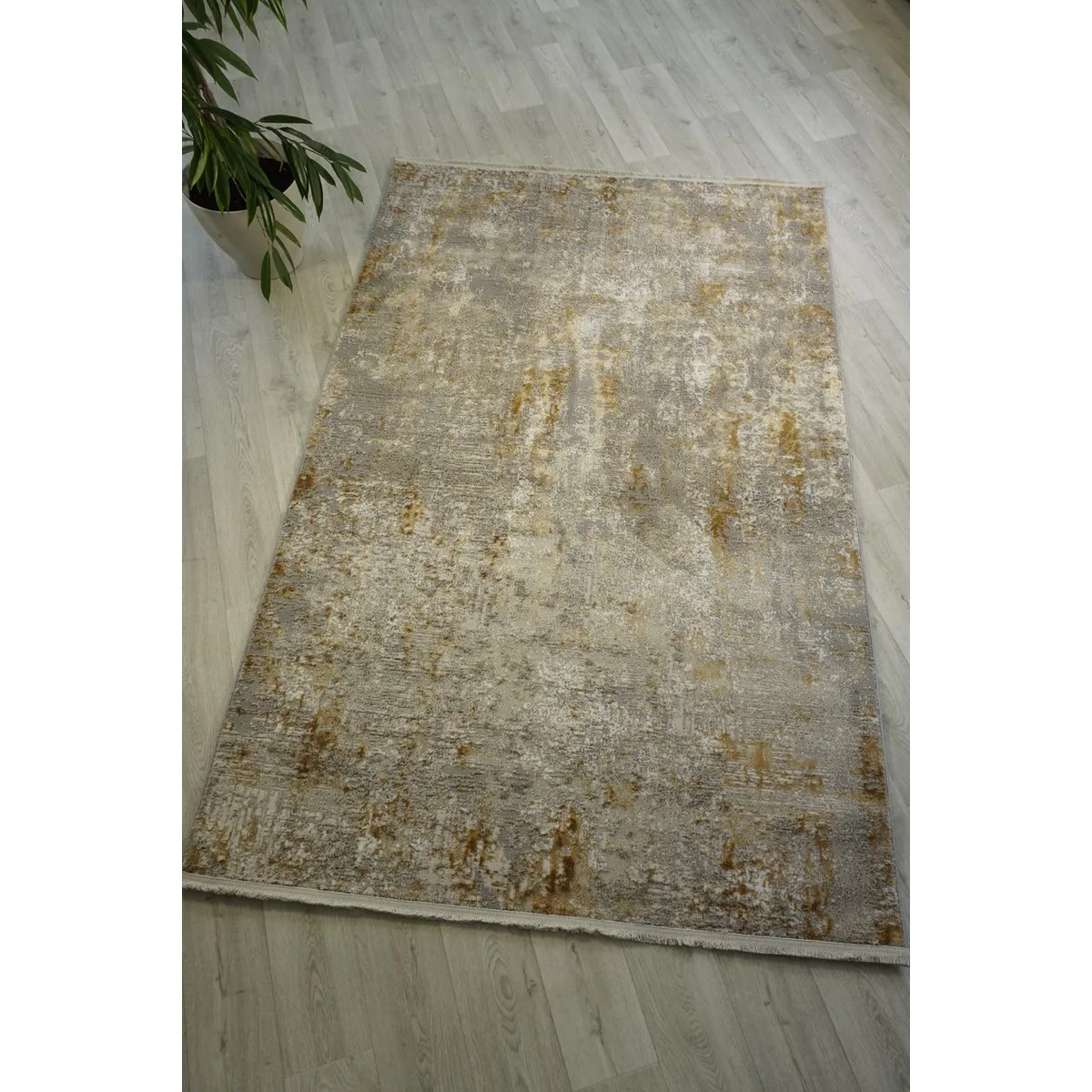 Килим Voyage 1658D 0,8×1,5 м Grey/Gold